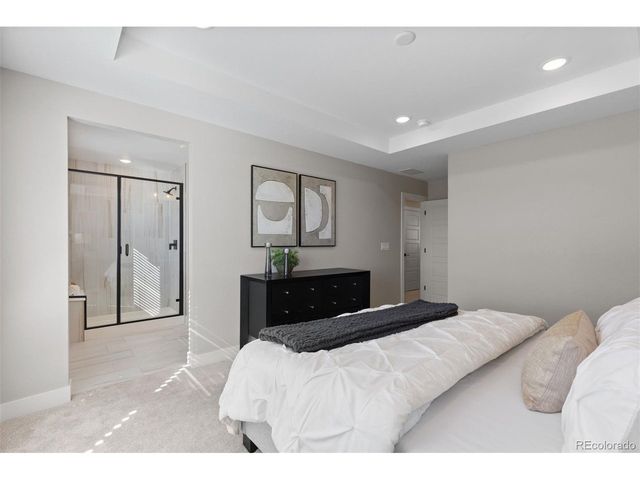 2074 S Holly St 2, Denver, CO 80222