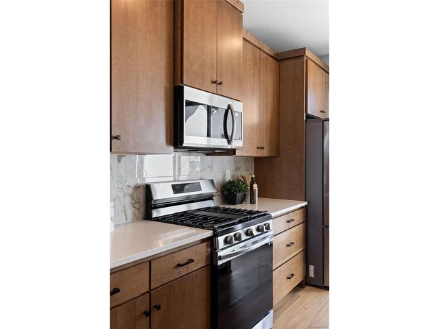 2074 S Holly St 2, Denver, CO 80222