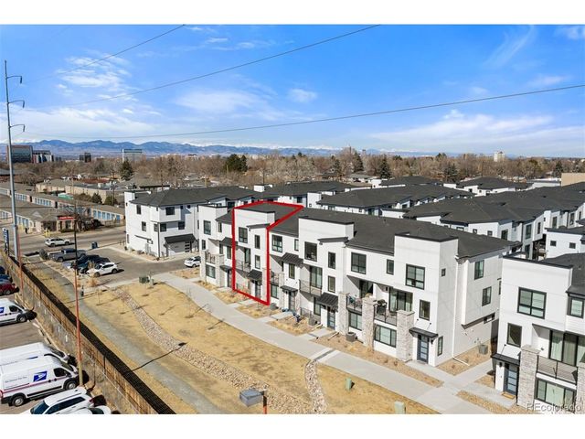 2074 S Holly St 2, Denver, CO 80222