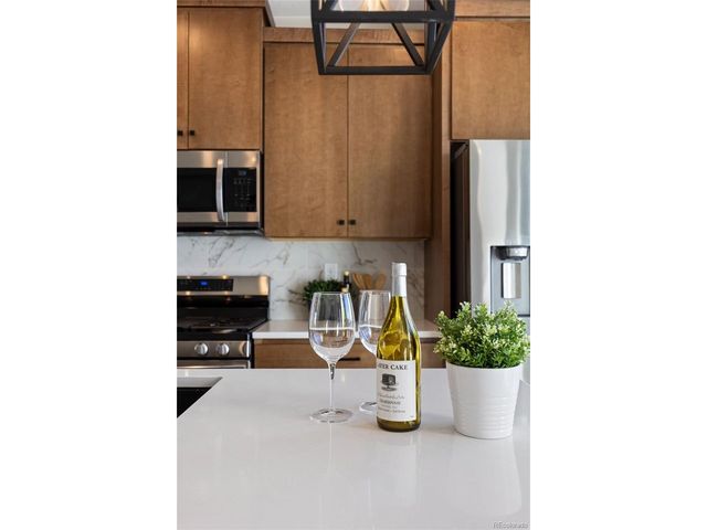 2074 S Holly St 2, Denver, CO 80222