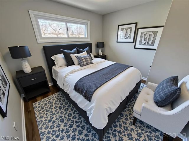 166 Huntington Drive, Northfield Village, OH 44067