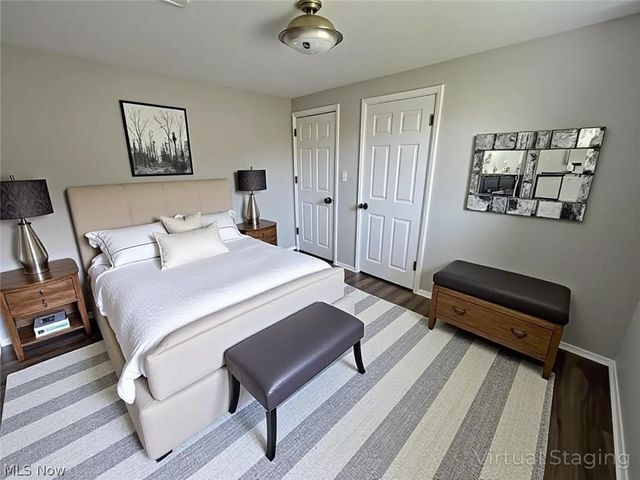 166 Huntington Drive, Northfield Village, OH 44067