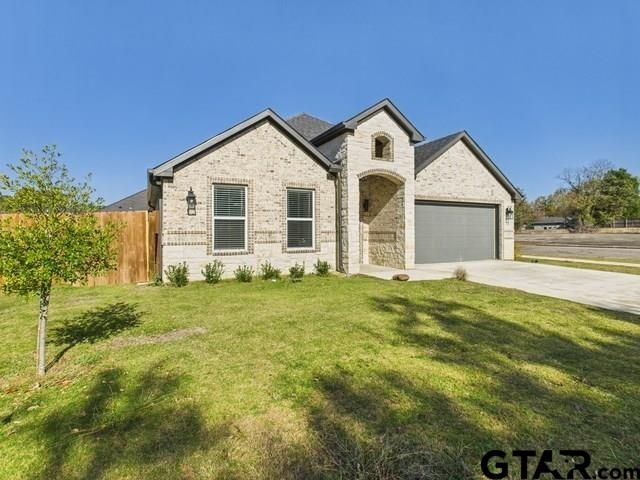 511 Richardson St, Athens, TX 75751
