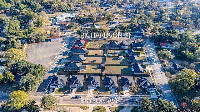 511 Richardson St, Athens, TX 75751