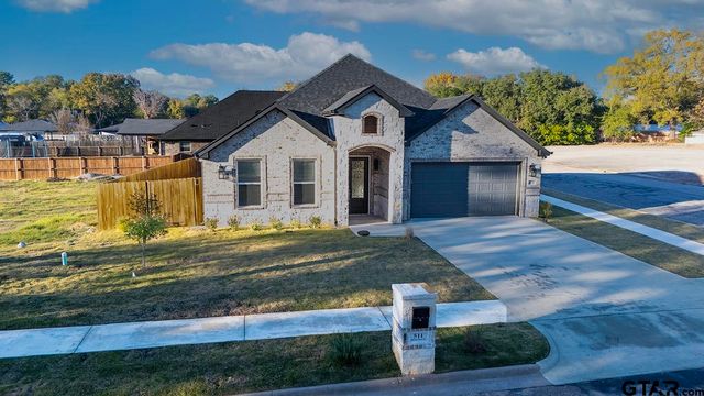 511 Richardson St, Athens, TX 75751