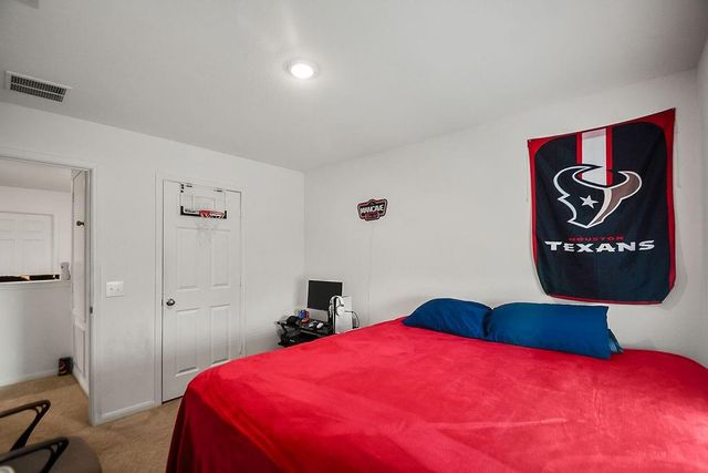 7327 Madison Commons Lane, Houston, TX 77075