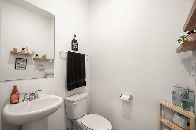 7327 Madison Commons Lane, Houston, TX 77075