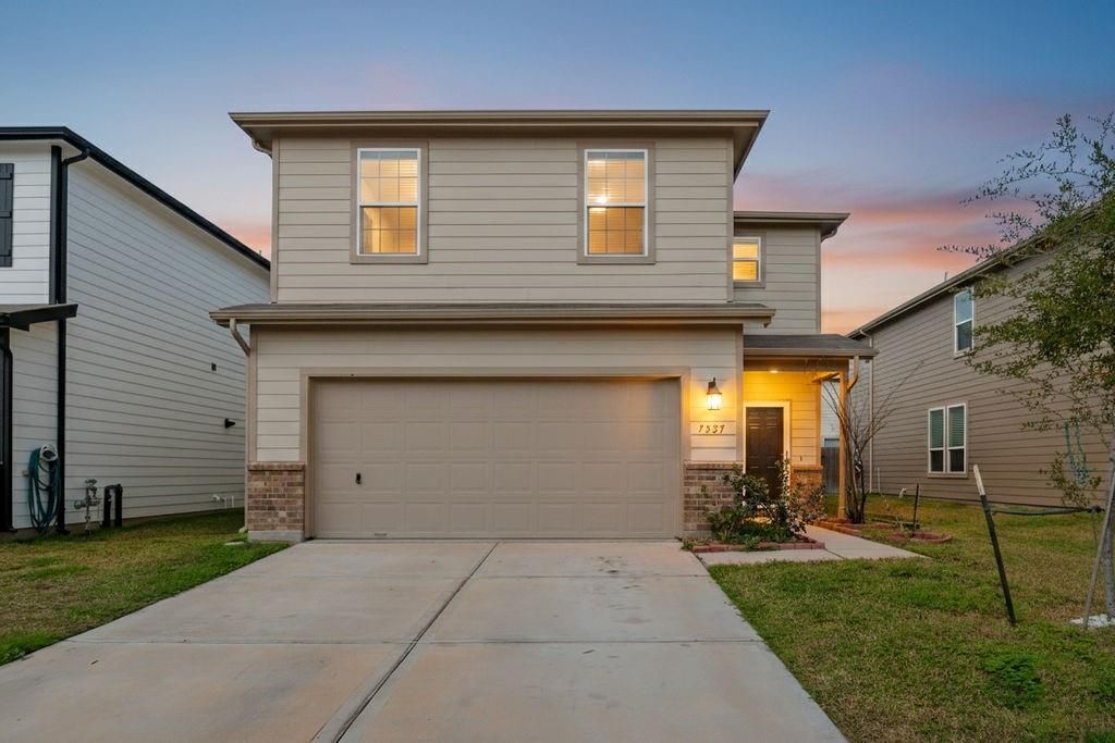 7327 Madison Commons Lane, Houston, TX 77075