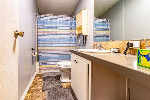 142 Hounds Chase Drive, Trinity, TX 75862