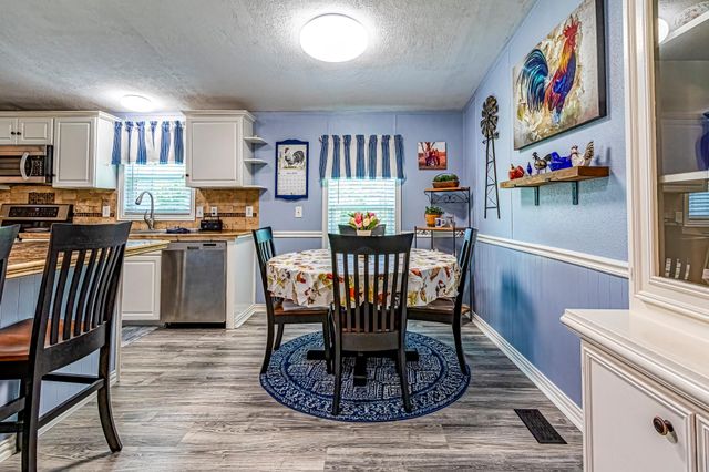 142 Hounds Chase Drive, Trinity, TX 75862