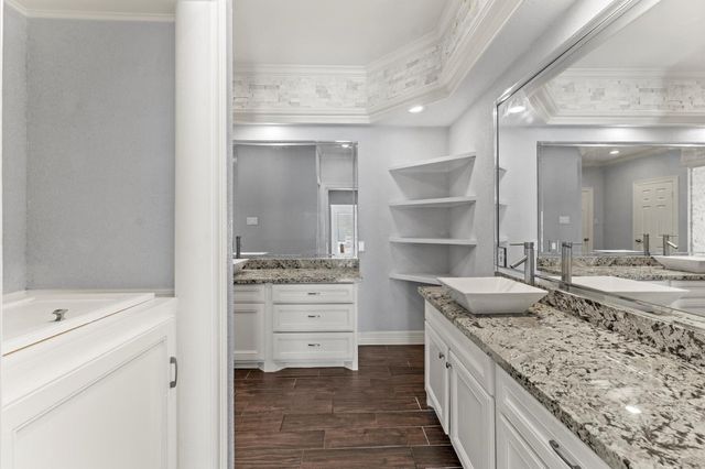 11611 Aspenway Drive, Houston, TX 77070