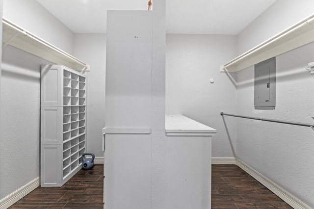 11611 Aspenway Drive, Houston, TX 77070