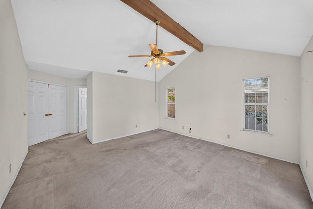 1437 E Goshen Avenue, Fresno, CA 93720