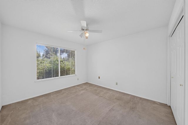 1437 E Goshen Avenue, Fresno, CA 93720