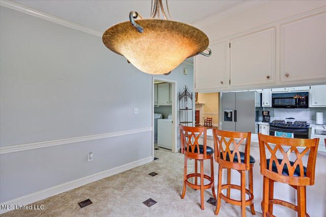 102 Parkview Lane, Brandon, MS 39047