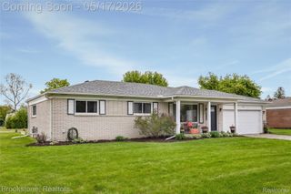 27299 Hystone Drive, Farmington Hills, MI 48334