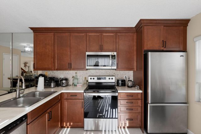 3325 SW Sunset Trace Circle, Palm City, FL 34990