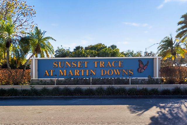 3325 SW Sunset Trace Circle, Palm City, FL 34990