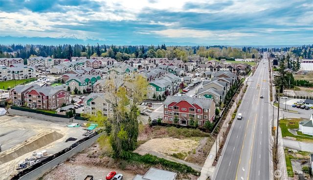 1725 Meridian Avenue E, Edgewood, WA 98371