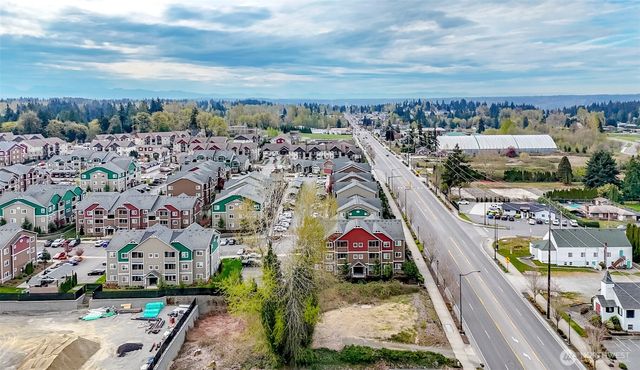 1725 Meridian Avenue E, Edgewood, WA 98371