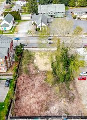 1725 Meridian Avenue E, Edgewood, WA 98371