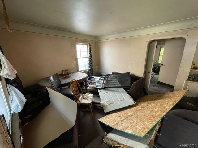 14702 CEDARGROVE Street, Detroit, MI 48205