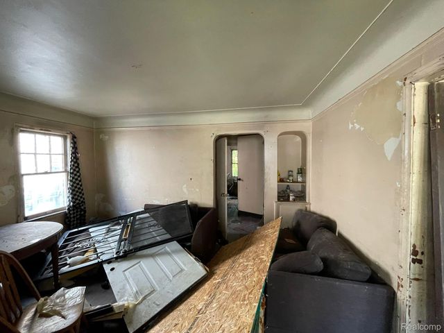 14702 CEDARGROVE Street, Detroit, MI 48205