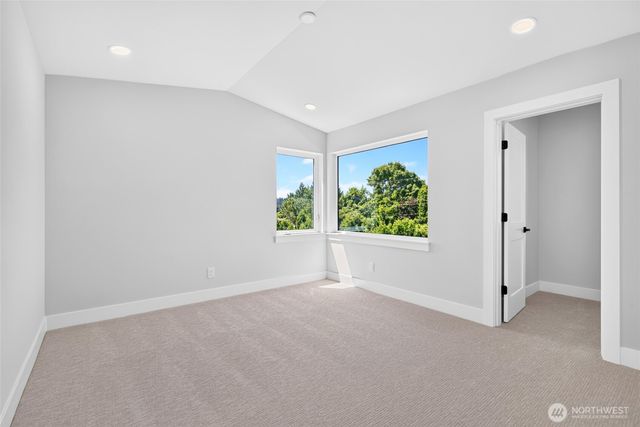 17840 86th Avenue NE, Bothell, WA 98011
