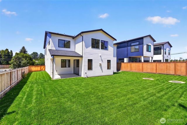 17840 86th Avenue NE, Bothell, WA 98011
