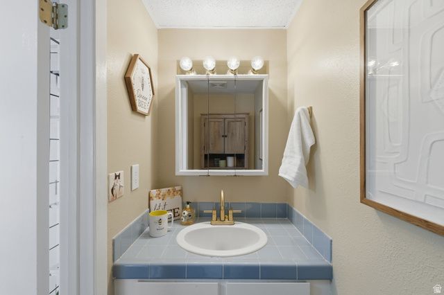 4305 S HAVERFORD CT, Taylorsville, UT 84123
