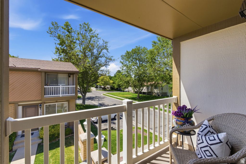 Image 20 of property listing at 4305 S HAVERFORD CT, Taylorsville, UT 84123