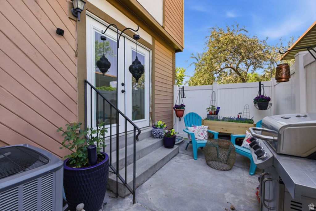 Image 25 of property listing at 4305 S HAVERFORD CT, Taylorsville, UT 84123