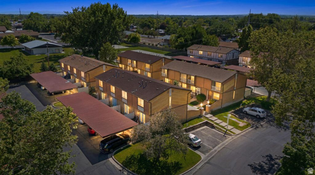 Image 39 of property listing at 4305 S HAVERFORD CT, Taylorsville, UT 84123