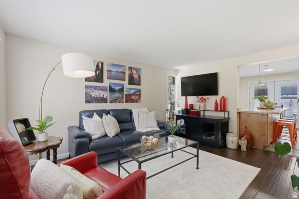 Image 8 of property listing at 4305 S HAVERFORD CT, Taylorsville, UT 84123