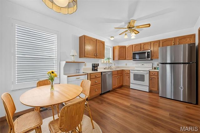 3220 Mehl Crossing Court, Mehlville, MO 63129