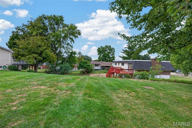 3220 Mehl Crossing Court, Mehlville, MO 63129