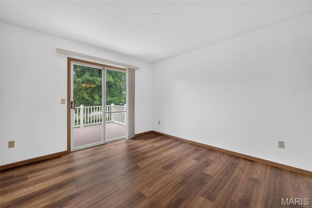 3220 Mehl Crossing Court, Mehlville, MO 63129
