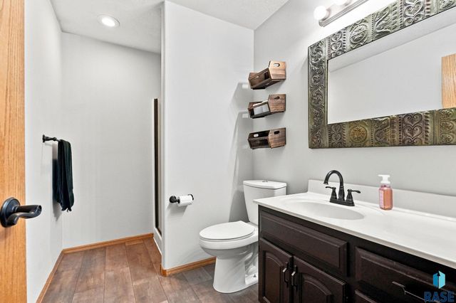 6216 S Mogen Ave Avenue, Sioux Falls, SD 57108