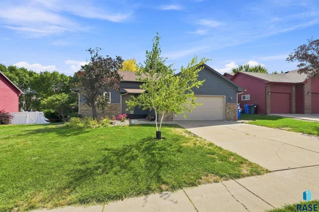 6216 S Mogen Ave Avenue, Sioux Falls, SD 57108