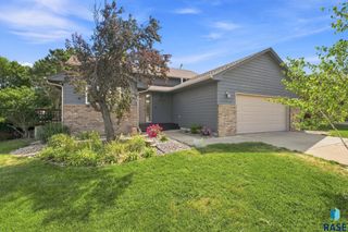 6216 S Mogen Ave Avenue, Sioux Falls, SD 57108