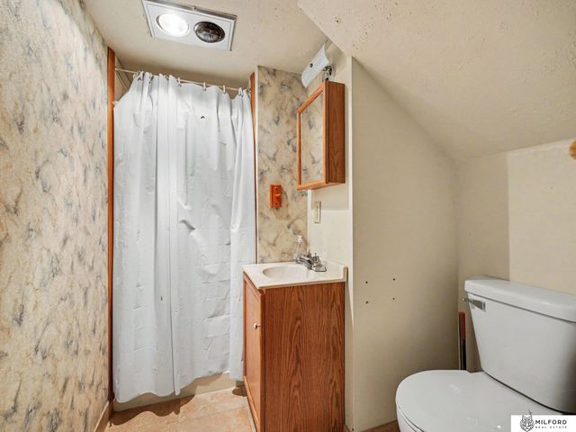 9127 Spaulding Street, Omaha, NE 68134