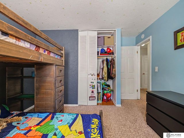 9127 Spaulding Street, Omaha, NE 68134