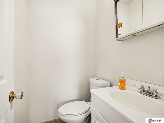 9127 Spaulding Street, Omaha, NE 68134