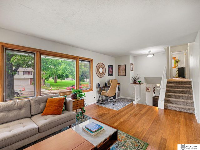 9127 Spaulding Street, Omaha, NE 68134