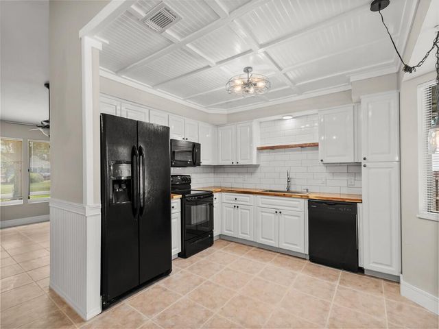 5612 Deleon Avenue, Fort Pierce, FL 34951