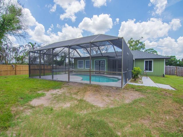 5612 Deleon Avenue, Fort Pierce, FL 34951