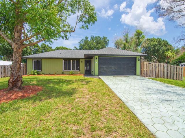 5612 Deleon Avenue, Fort Pierce, FL 34951