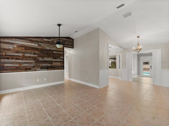 5612 Deleon Avenue, Fort Pierce, FL 34951
