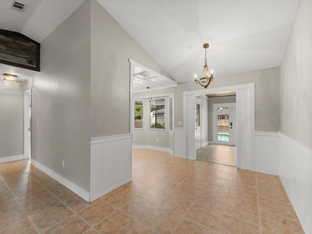 5612 Deleon Avenue, Fort Pierce, FL 34951
