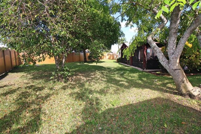 861 SW 55th Way, Margate, FL 33068